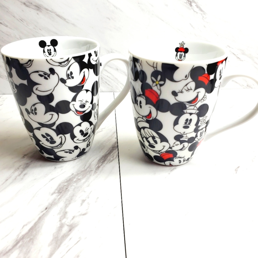 Minnie Mickey & Mickey Mouse Disney Mug Ceramic Coffee Tea Black White Red Cup